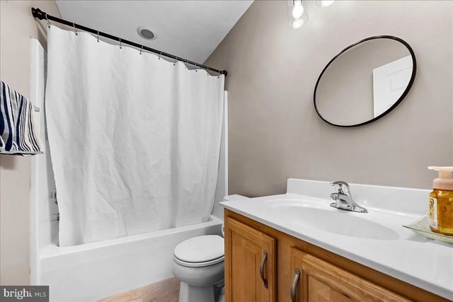4001 SARAH CT, Collegeville, PA 19426
