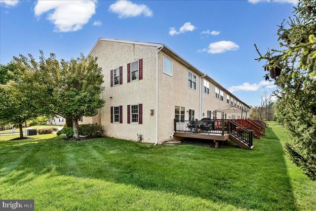 4001 SARAH CT, Collegeville, PA 19426