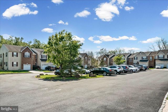 4001 SARAH CT, Collegeville, PA 19426