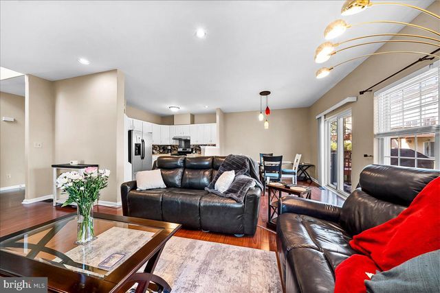 4001 SARAH CT, Collegeville, PA 19426