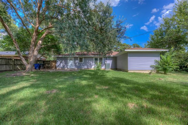 9144 Laurie Lane, Shreveport, LA 71118