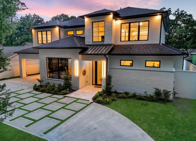 13034 Memorial Drive, Houston, TX 77079