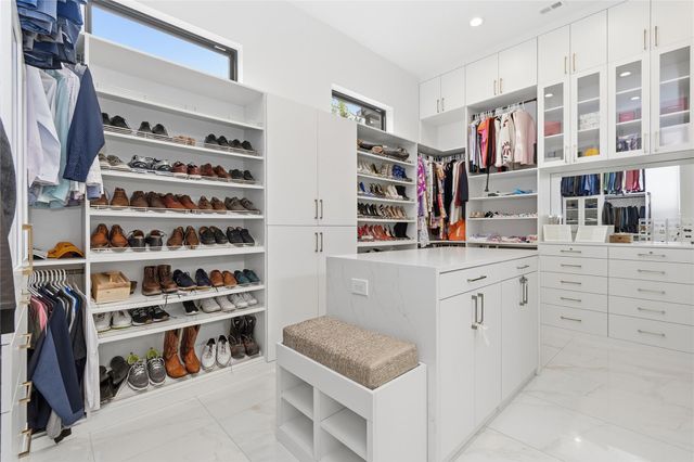 13034 Memorial Drive, Houston, TX 77079