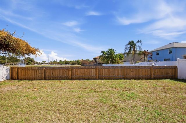 12122 FERN BLOSSOM DRIVE, Gibsonton, FL 33534