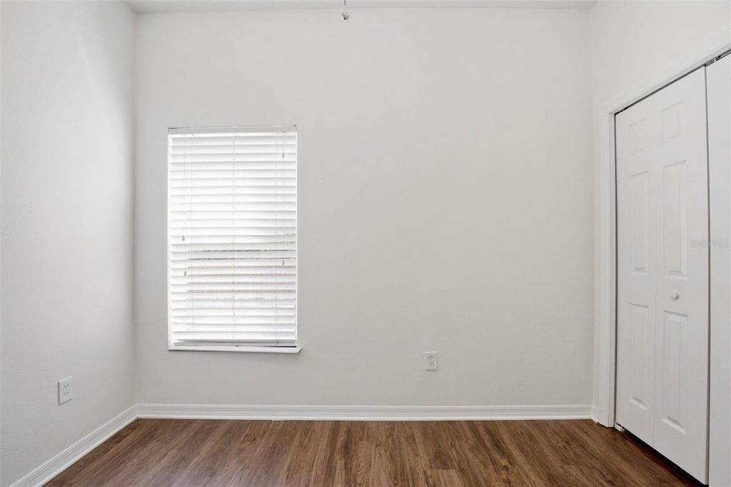 Image 15 of property listing at 12122 FERN BLOSSOM DRIVE, Gibsonton, FL 33534