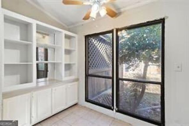 4273 CLARK Circle SE, Acworth, GA 30102