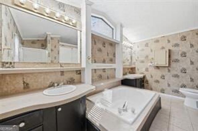 4273 CLARK Circle SE, Acworth, GA 30102