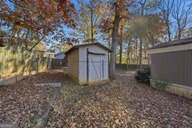 4273 CLARK Circle SE, Acworth, GA 30102