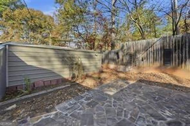 4273 CLARK Circle SE, Acworth, GA 30102