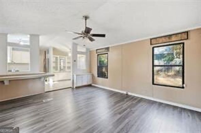 4273 CLARK Circle SE, Acworth, GA 30102