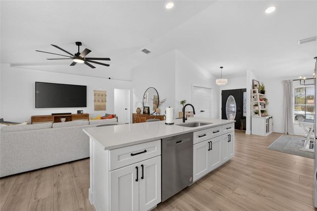 12124 COLONIAL ESTATES LANE, Riverview, FL 33579