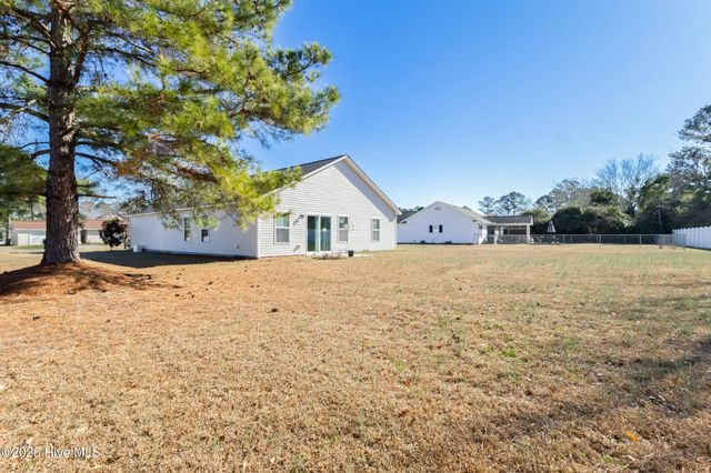 807 Fox Street SW, South Brunswick, NC 28470