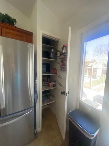 7722 Brown Otter Dr, Antelope, CA 95843