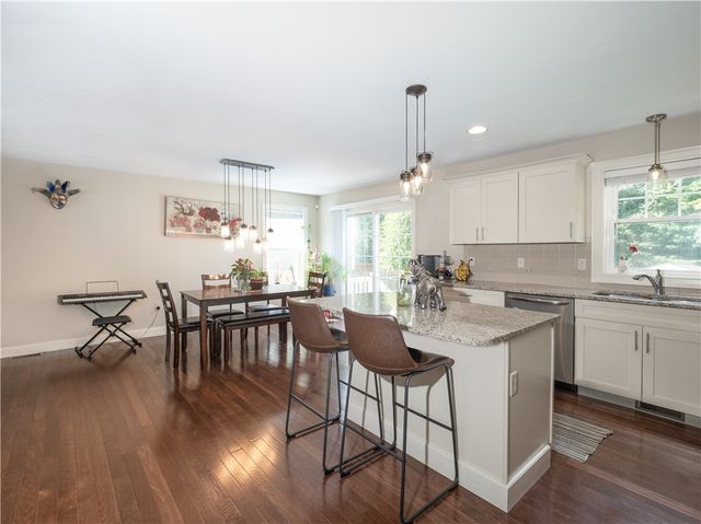 41 Hickory Road, Cumberland, RI 02864