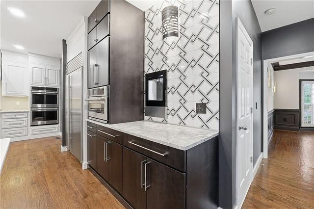 7015 Gaineswood Drive, Roswell, GA 30076