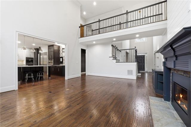 7015 Gaineswood Drive, Roswell, GA 30076