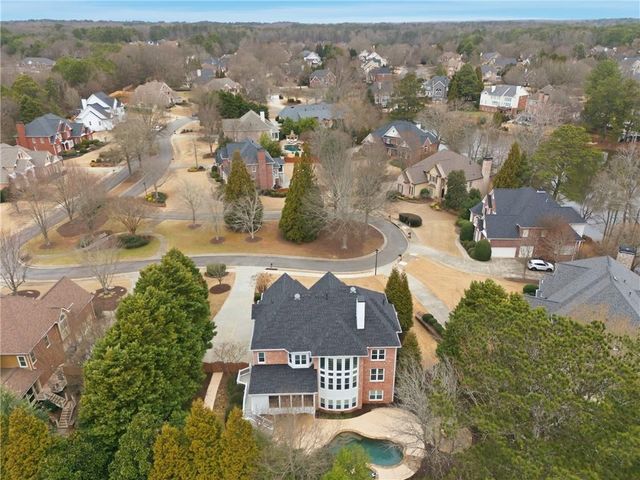 7015 Gaineswood Drive, Roswell, GA 30076