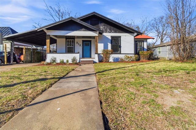 215 E 12th Street, Bonham, TX 75418
