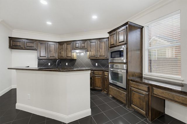 5168 Finnhorse Drive, Grand Prairie, TX 75052