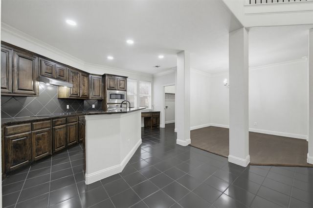 5168 Finnhorse Drive, Grand Prairie, TX 75052