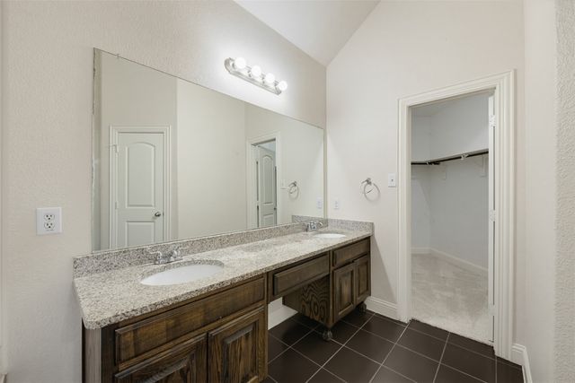 5168 Finnhorse Drive, Grand Prairie, TX 75052