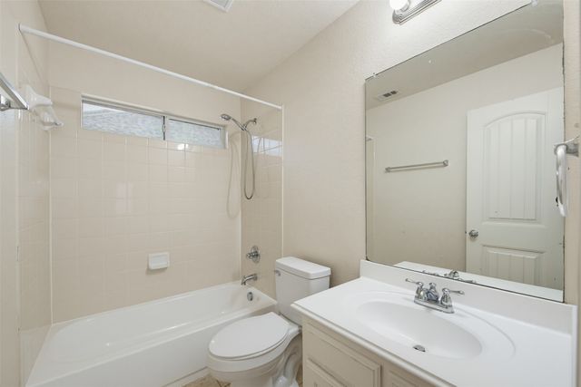 5168 Finnhorse Drive, Grand Prairie, TX 75052