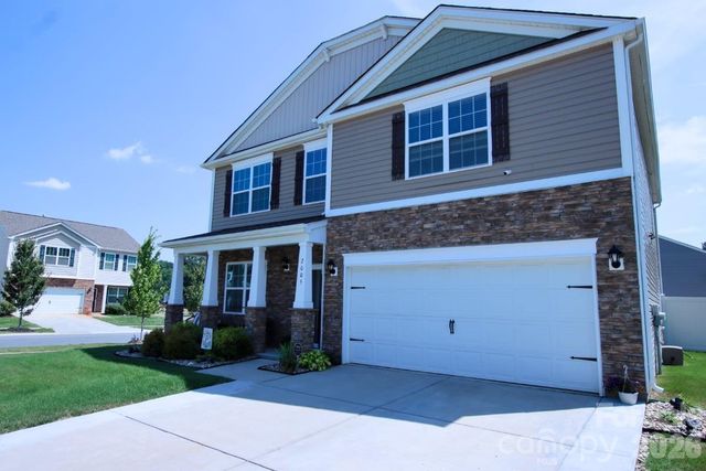2005 Mariah Glen Court, Charlotte, NC 28213