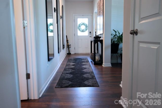 2005 Mariah Glen Court, Charlotte, NC 28213