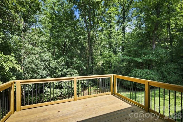 3517 Crestwood Drive, Morganton, NC 28655