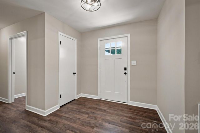 3517 Crestwood Drive, Morganton, NC 28655