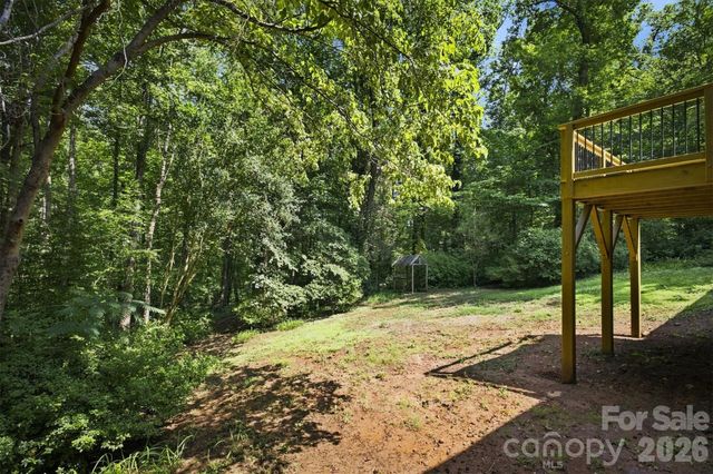 3517 Crestwood Drive, Morganton, NC 28655