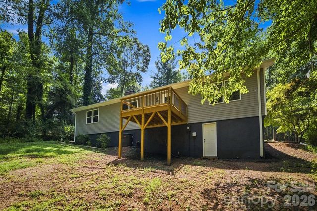 3517 Crestwood Drive, Morganton, NC 28655