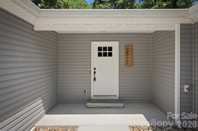 3517 Crestwood Drive, Morganton, NC 28655