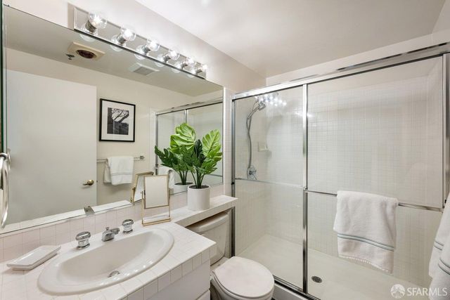 111 Chestnut Street 203, San Francisco, CA 94111