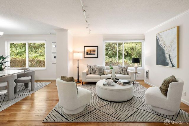 111 Chestnut Street 203, San Francisco, CA 94111
