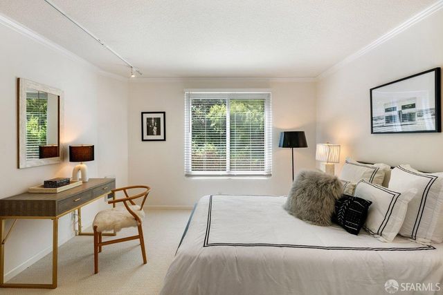 111 Chestnut Street 203, San Francisco, CA 94111