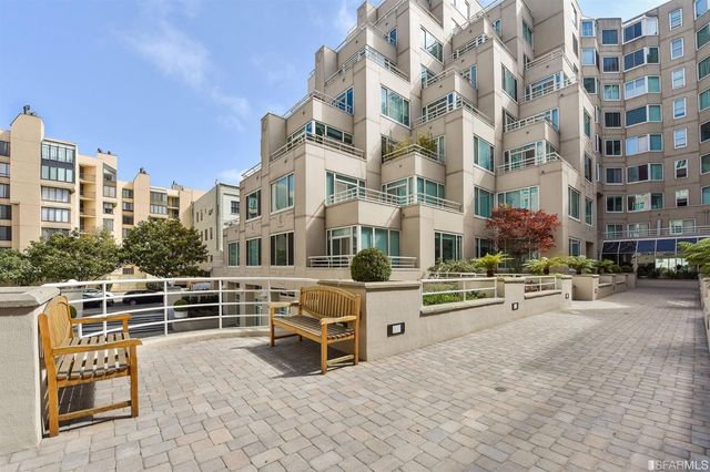 111 Chestnut Street 203, San Francisco, CA 94111
