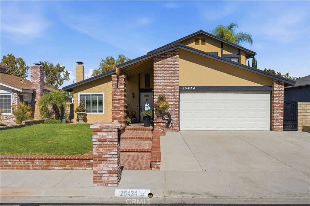 25434 Via Pacifica, Valencia, CA 91355 — exterior