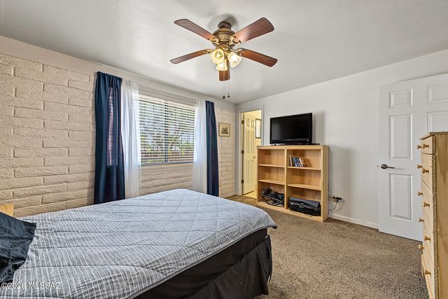 2773 W Via Del Santo, Tucson, AZ 85741