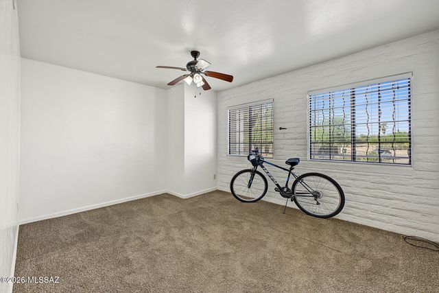 2773 W Via Del Santo, Tucson, AZ 85741