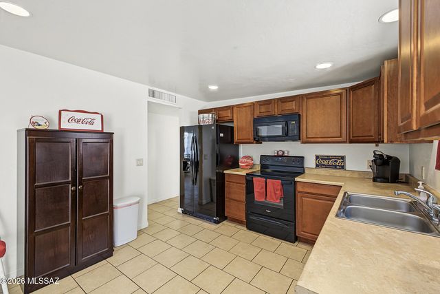 2773 W Via Del Santo, Tucson, AZ 85741