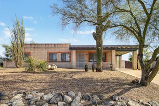 2773 W Via Del Santo, Tucson, AZ 85741