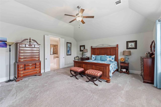 10127 Coopers Hawk Way, Conroe, TX 77385