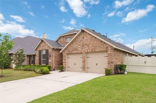 10127 Coopers Hawk Way, Conroe, TX 77385