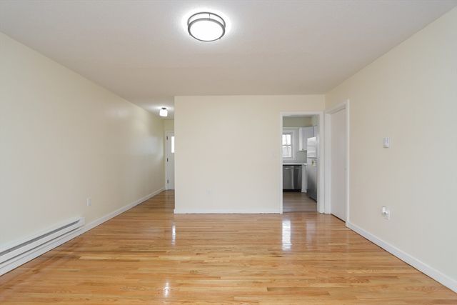 72 Honeysuckle Dr 72, Chicopee, MA 01022