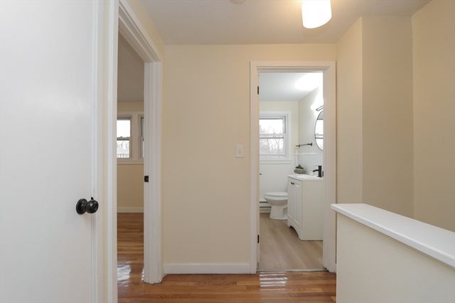 72 Honeysuckle Dr 72, Chicopee, MA 01022