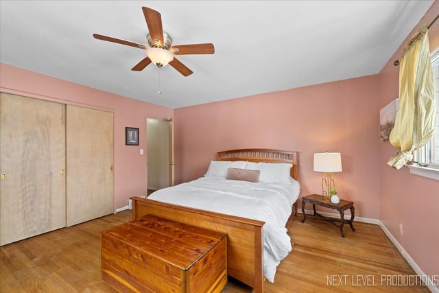 38W443 Sunset Drive, St. Charles, IL 60175