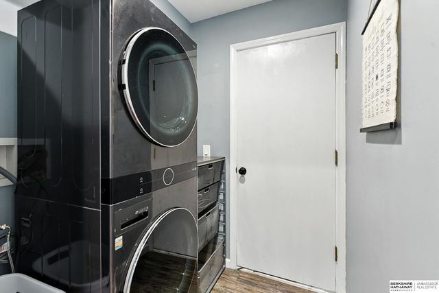 804 Valentine Lane, Papillion, NE 68046