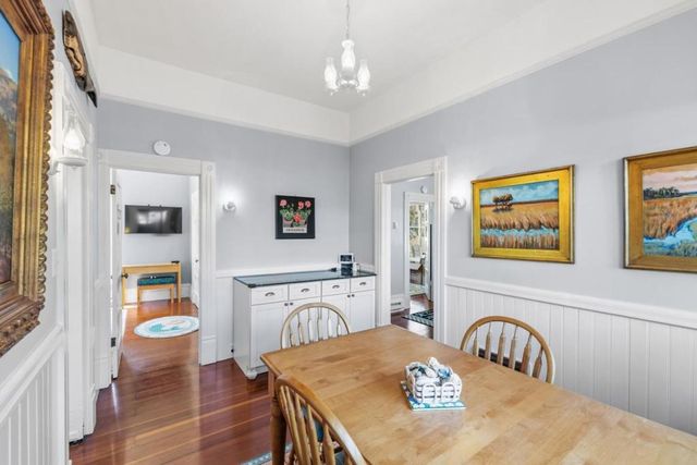 215 Lobos Avenue, Pacific Grove, CA 93950