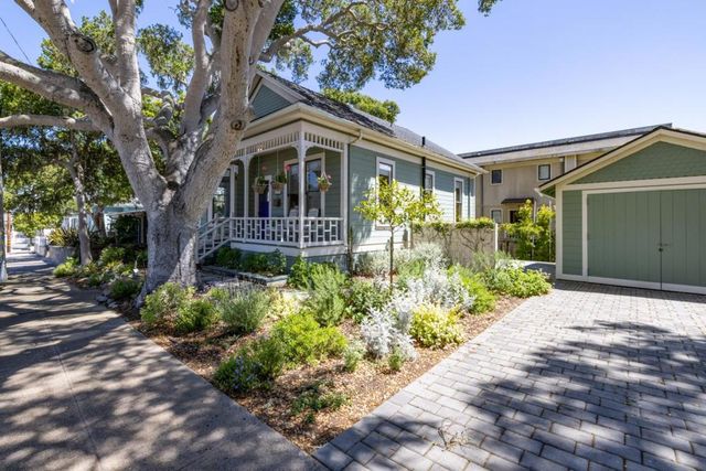 215 Lobos Avenue, Pacific Grove, CA 93950